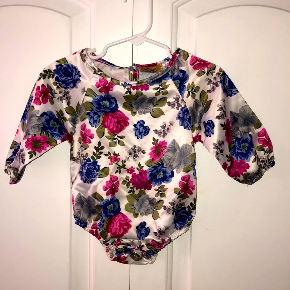 Catpapa Longsleeve Floral Onesie 3-6 Months
